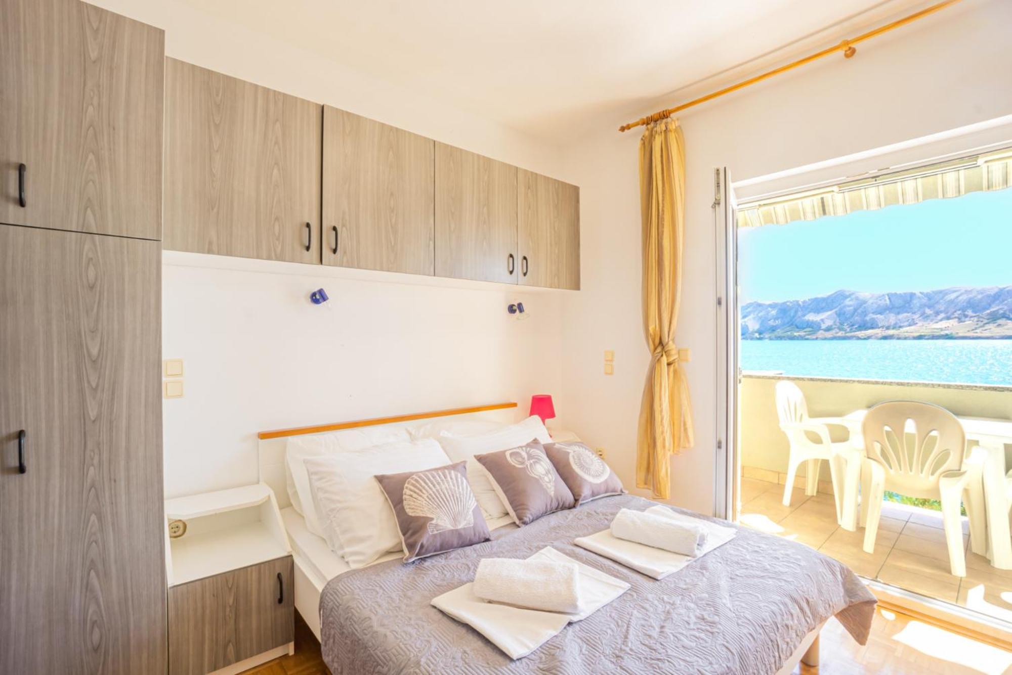 Апартаменти Galinec With Mountain And Seaview Метайна Номер фото